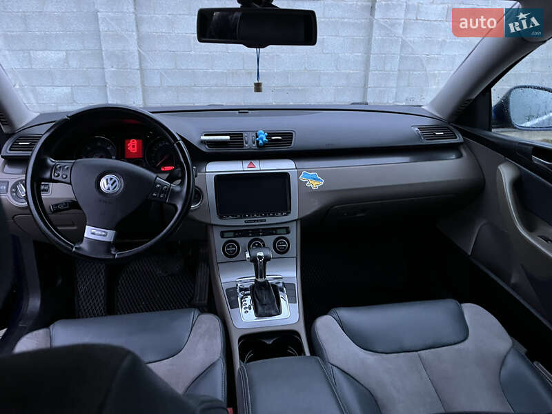 Седан Volkswagen Passat 2005 в Львові