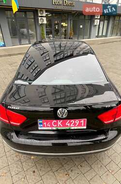 Седан Volkswagen Passat 2014 в 