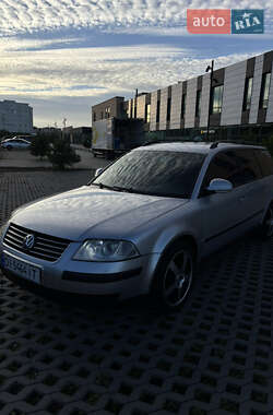 Универсал Volkswagen Passat 2004 в Хмельницком