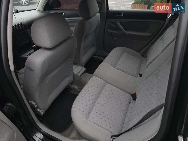 Універсал Volkswagen Passat 1999 в Тернополі