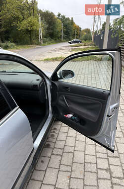 Универсал Volkswagen Passat 2005 в 
