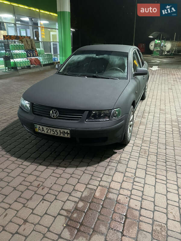 Седан Volkswagen Passat 1998 в Киеве фото 2 Седан Volkswagen Passat 1998 в Киеве