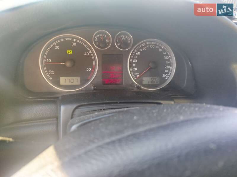 Универсал Volkswagen Passat 2003 в Ивано-Франковске фото 7 Универсал Volkswagen Passat 2003 в Ивано-Франковске