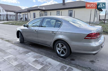 Седан Volkswagen Passat 2013 в 