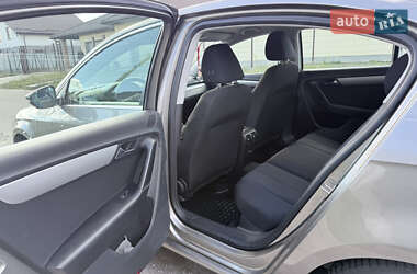 Седан Volkswagen Passat 2013 в 