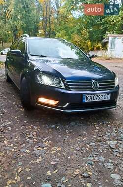 Універсал Volkswagen Passat 2013 в Києві