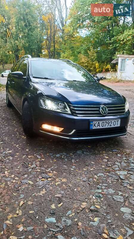 Універсал Volkswagen Passat 2013 в Києві фото Універсал Volkswagen Passat 2013 в Києві