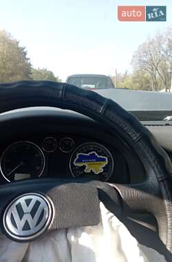 Седан Volkswagen Passat 2004 в 