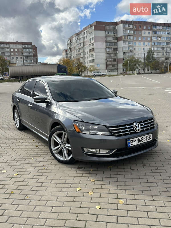 Седан Volkswagen Passat 2013 в Сумах