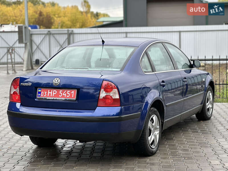 Седан Volkswagen Passat 2002 в Тернополе