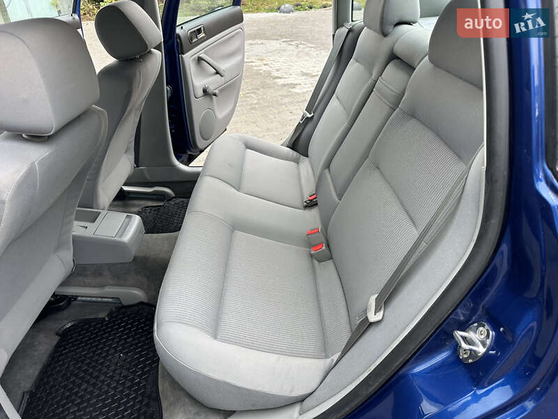 Седан Volkswagen Passat 2002 в Тернополе