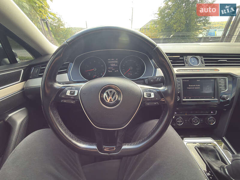 Седан Volkswagen Passat 2015 в Могилев-Подольске фото 7 Седан Volkswagen Passat 2015 в Могилев-Подольске