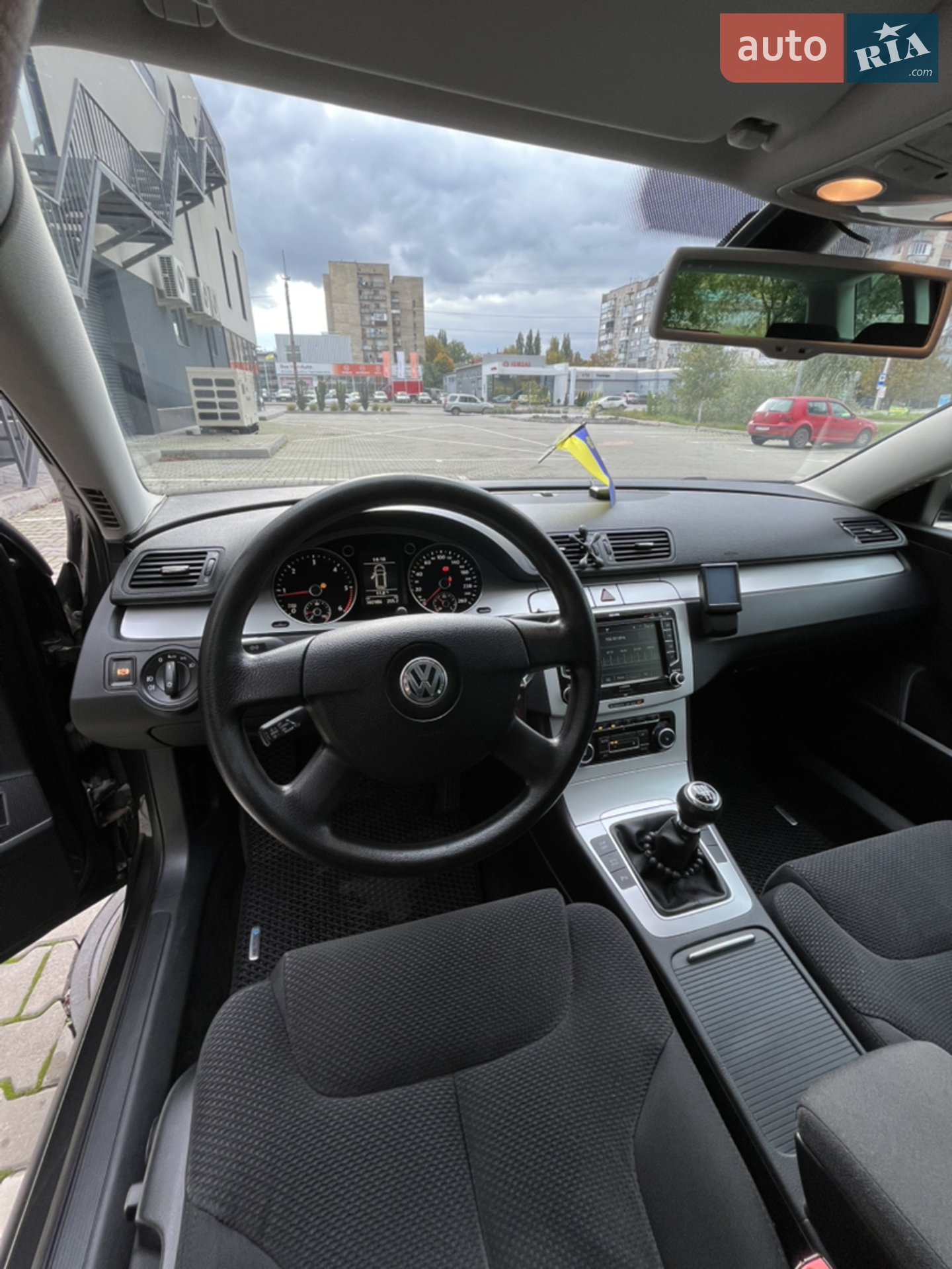 2010 Volkswagen Passat - мініатюра 6