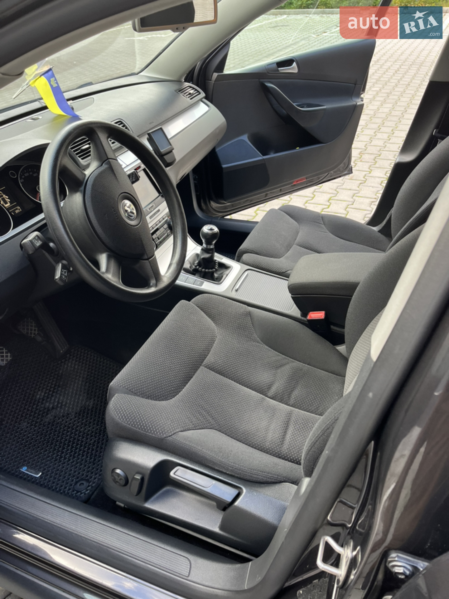 2010 Volkswagen Passat - мініатюра 15