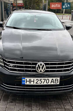 Седан Volkswagen Passat 2016 в Одесі