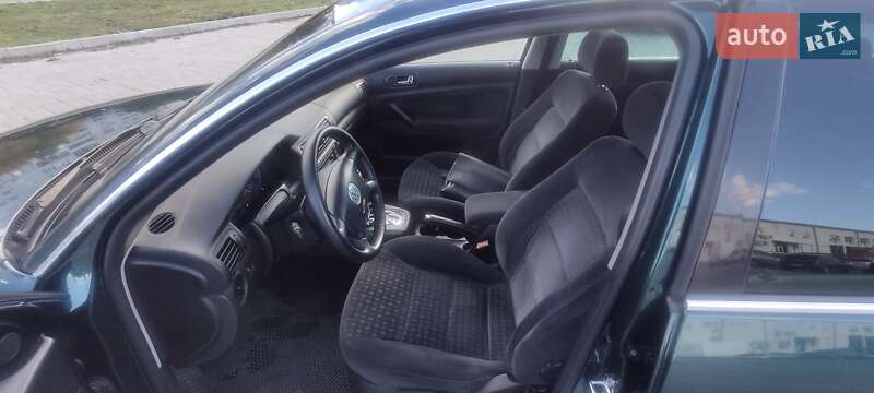 Универсал Volkswagen Passat 2001 в Черкассах