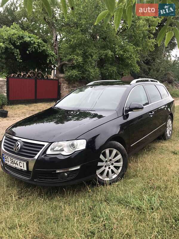 Volkswagen Passat 2010