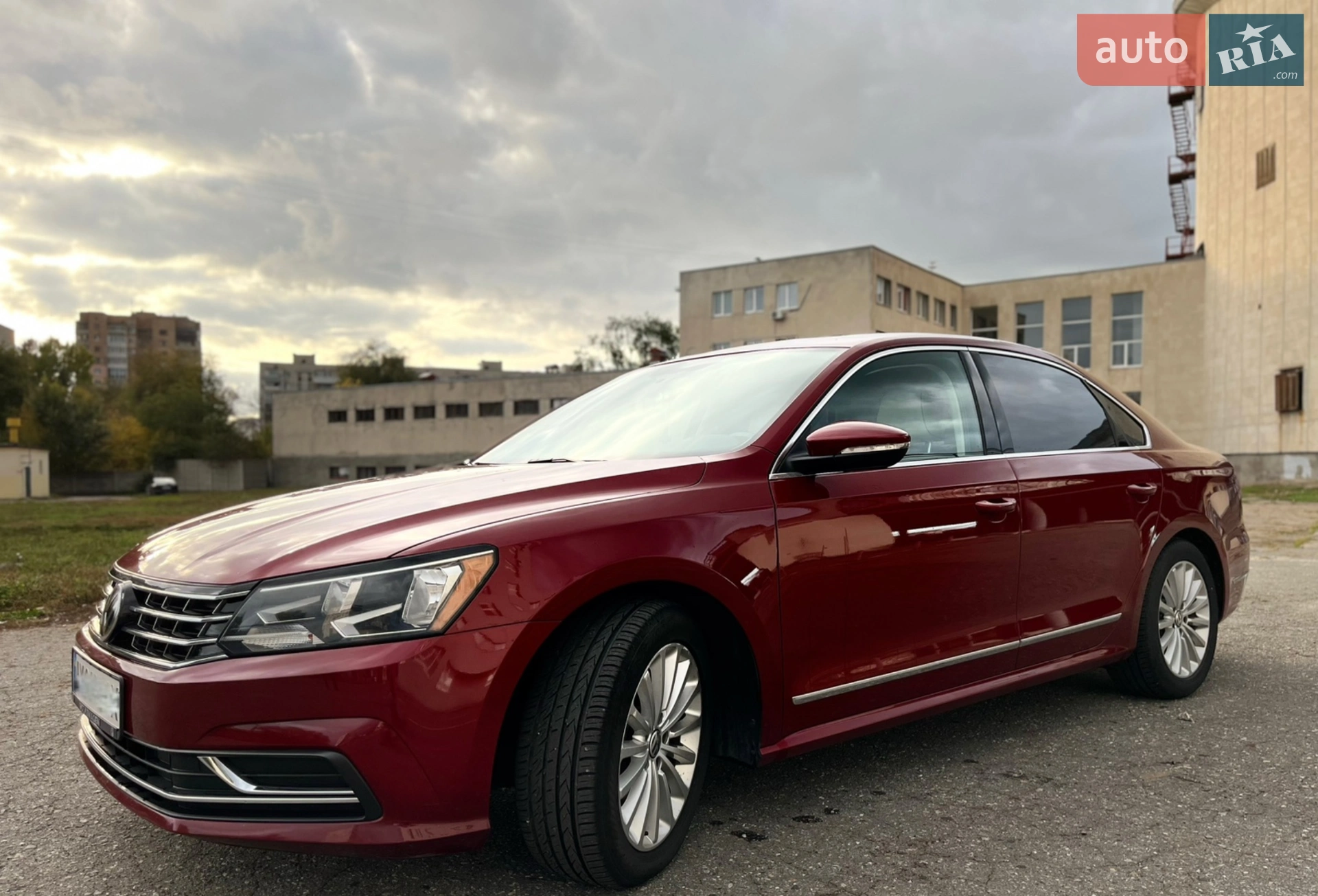 2016 Volkswagen Passat - мініатюра 2