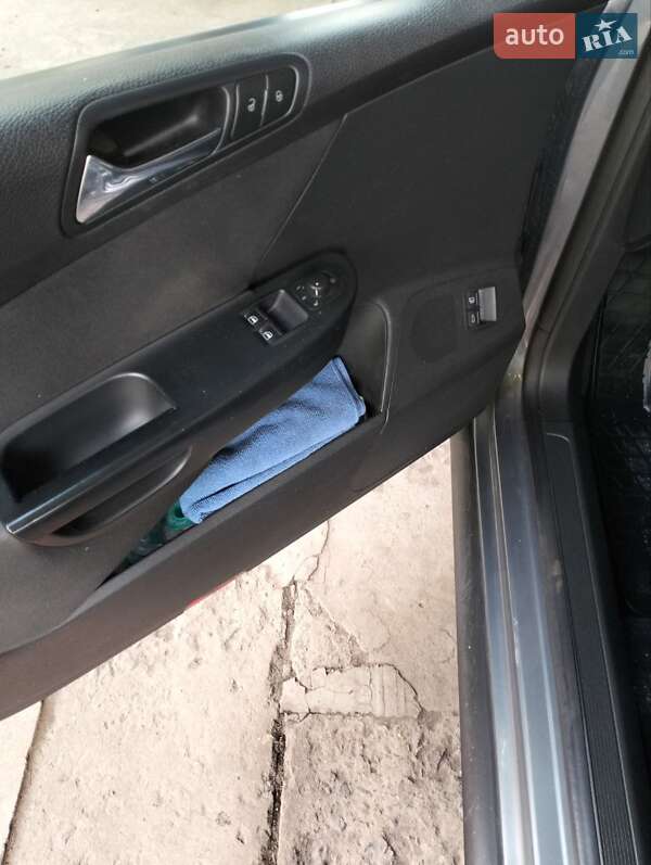 Универсал Volkswagen Passat 2006 в Ровно