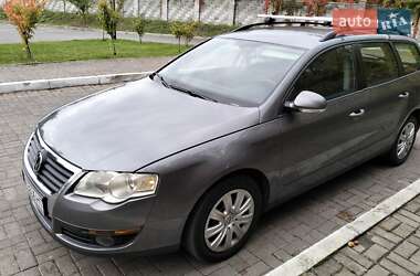 Універсал Volkswagen Passat 2006 в Рівному