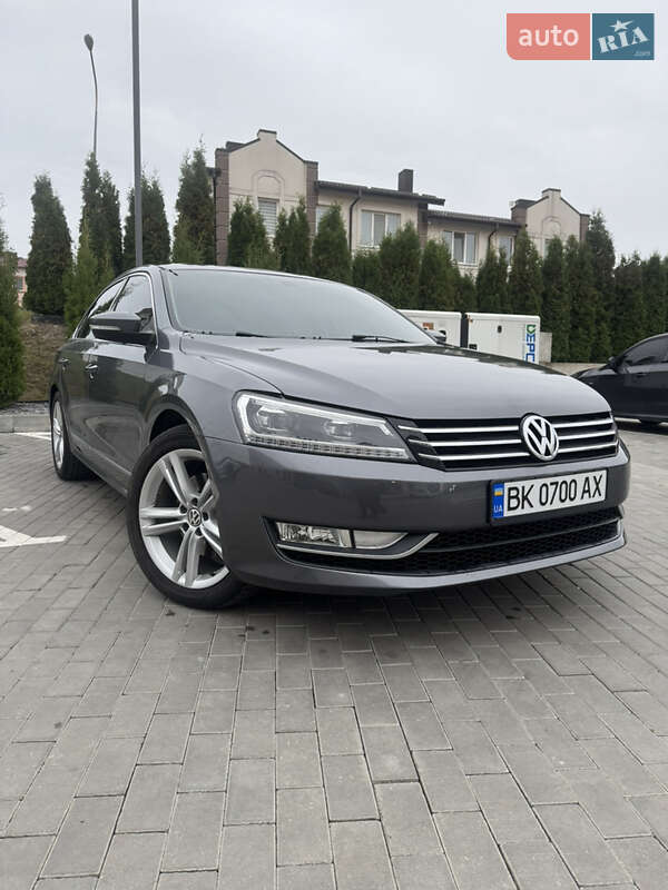 Седан Volkswagen Passat 2014 в Ровно фото 3 Седан Volkswagen Passat 2014 в Ровно