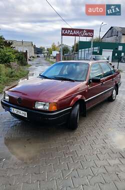 Седан Volkswagen Passat 1992 в Чернівцях