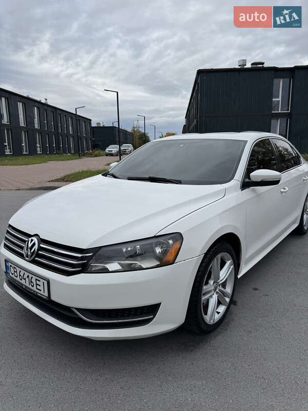 Седан Volkswagen Passat 2013 в Чернигове