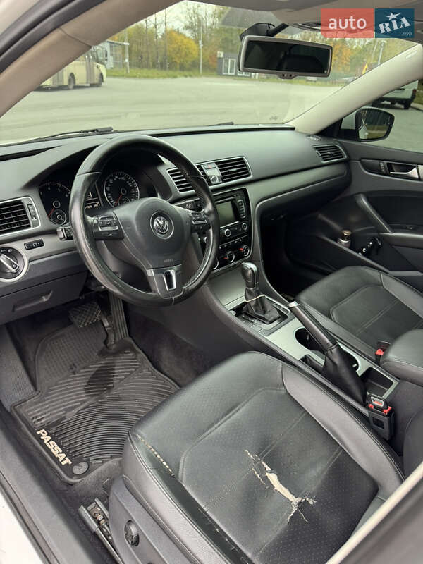 Седан Volkswagen Passat 2013 в Чернигове