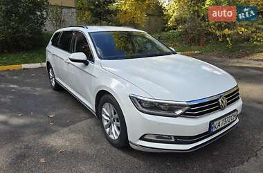 Універсал Volkswagen Passat 2016 в Бучі
