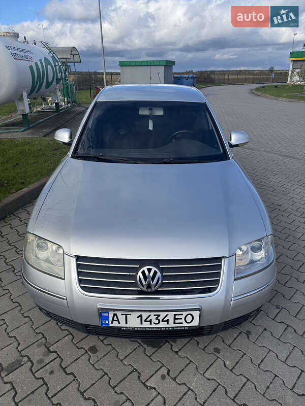 Седан Volkswagen Passat 2005 в Ивано-Франковске