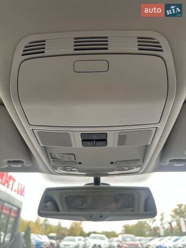 Універсал Volkswagen Passat 2013 в Білогородці