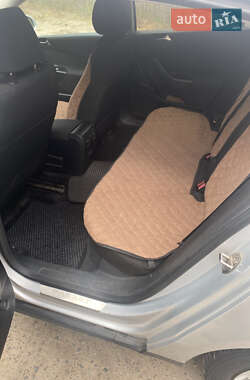 Седан Volkswagen Passat 2006 в 