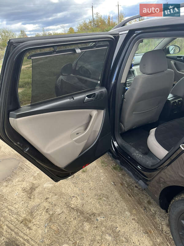 Универсал Volkswagen Passat 2010 в Калуше фото 12 Универсал Volkswagen Passat 2010 в Калуше