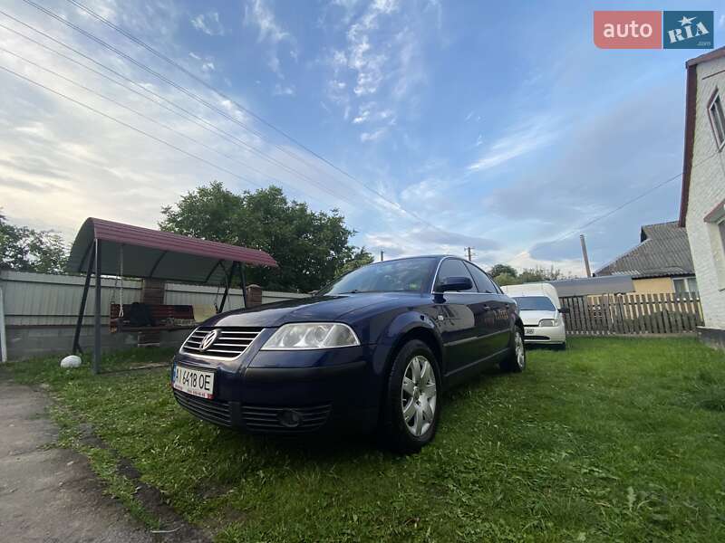Седан Volkswagen Passat 2002 в Народичах