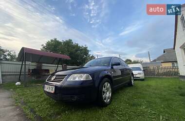 Седан Volkswagen Passat 2002 в 