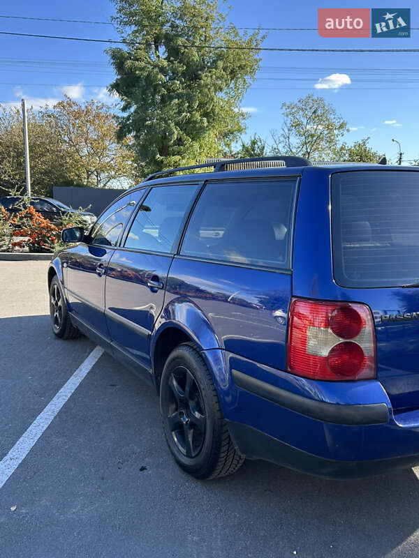 Універсал Volkswagen Passat 2001 в Бородянці