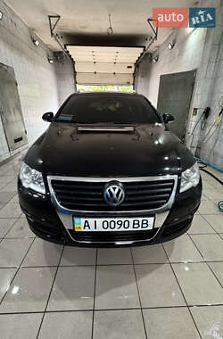 Універсал Volkswagen Passat 2008 в Києві