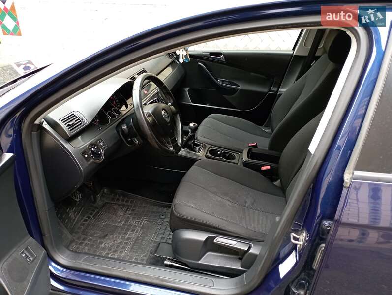 Универсал Volkswagen Passat 2005 в Красилове фото 24 Универсал Volkswagen Passat 2005 в Красилове