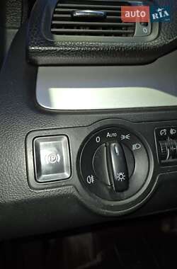 Універсал Volkswagen Passat 2009 в 