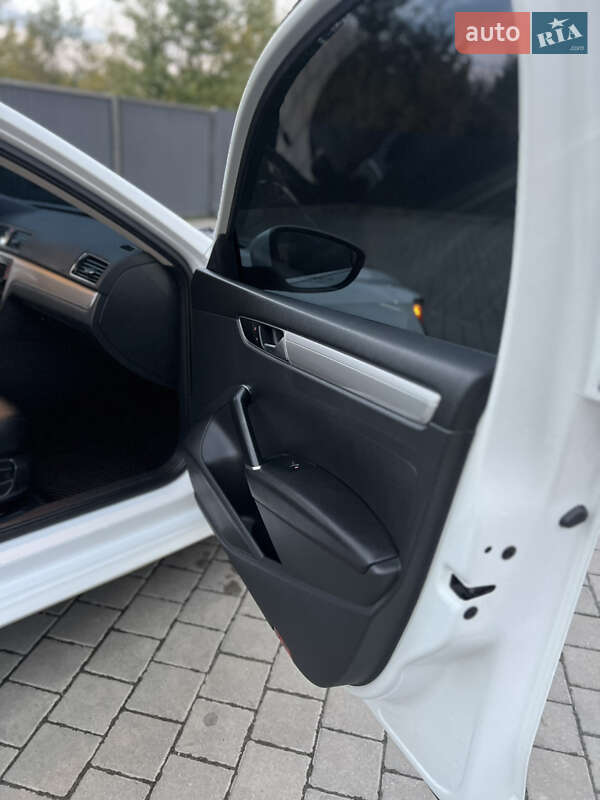 Седан Volkswagen Passat 2016 в Ивано-Франковске фото 26 Седан Volkswagen Passat 2016 в Ивано-Франковске