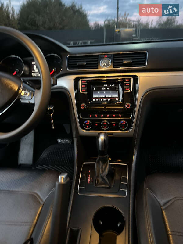Седан Volkswagen Passat 2016 в Ивано-Франковске фото 28 Седан Volkswagen Passat 2016 в Ивано-Франковске