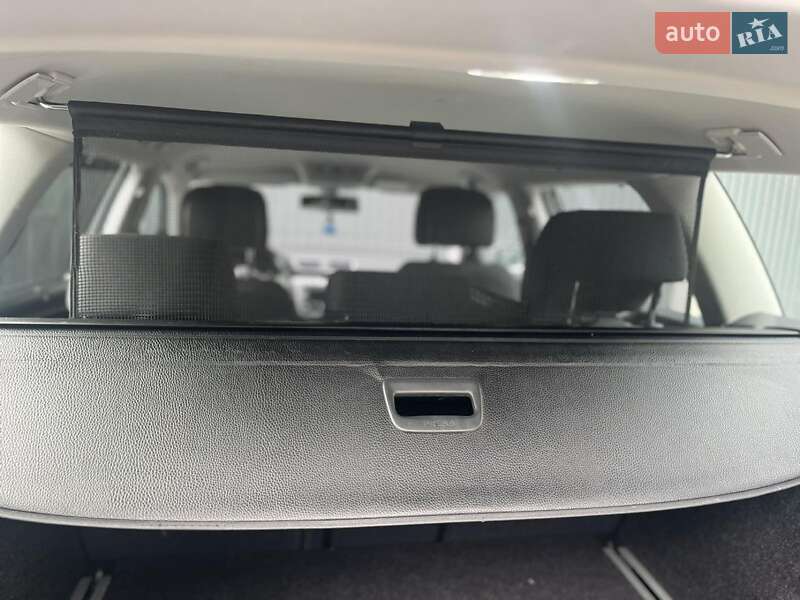 Универсал Volkswagen Passat 2011 в Дрогобыче