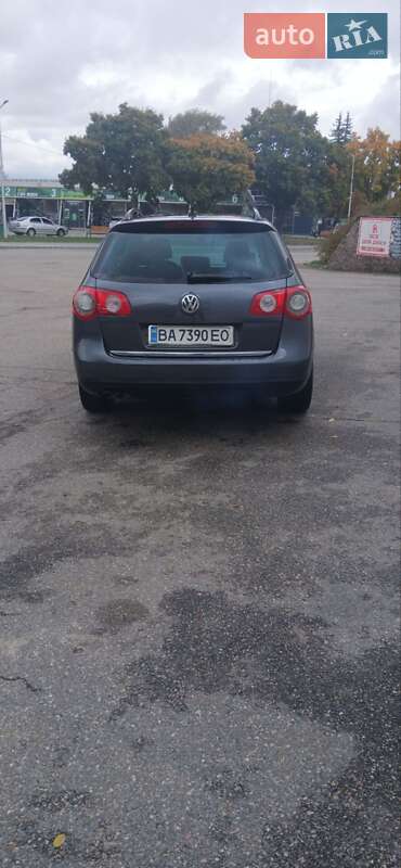 Универсал Volkswagen Passat 2008 в Кропивницком