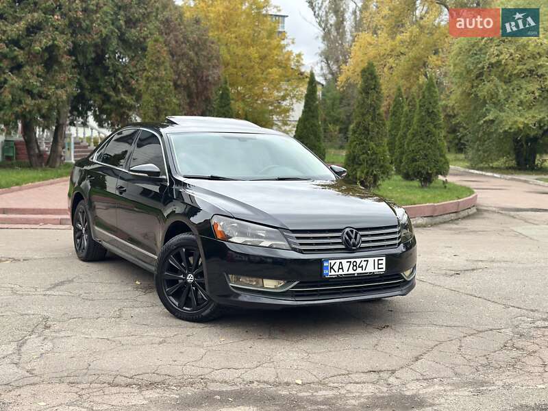 Седан Volkswagen Passat 2011 в Киеве