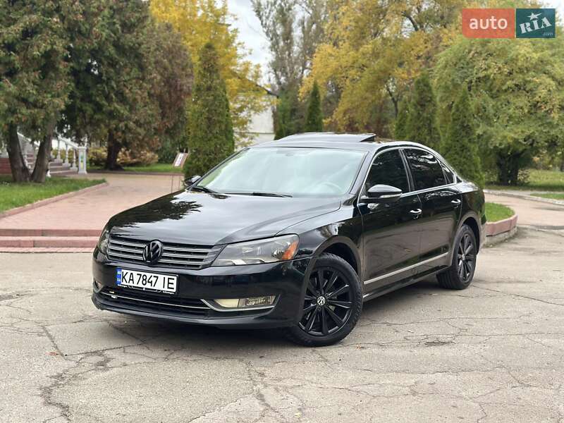 Седан Volkswagen Passat 2011 в Киеве