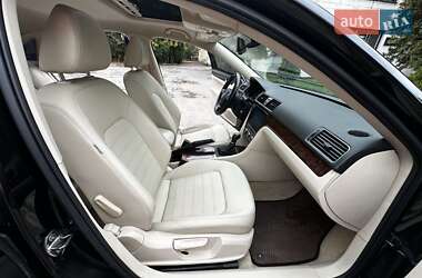 Седан Volkswagen Passat 2011 в 