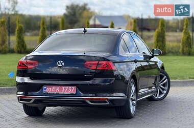 Седан Volkswagen Passat 2020 в 