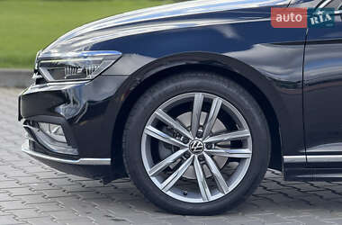 Седан Volkswagen Passat 2020 в 