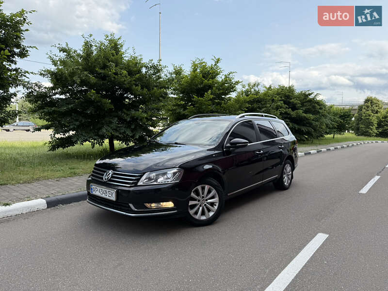 Универсал Volkswagen Passat 2014 в Киеве