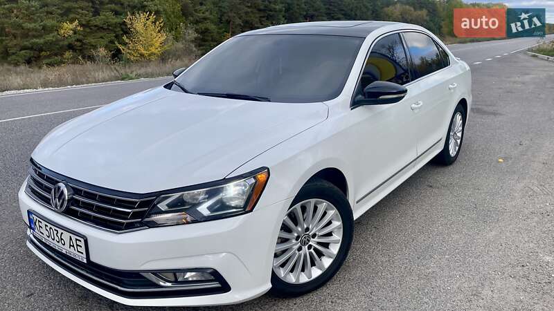 Седан Volkswagen Passat 2016 в Каменском